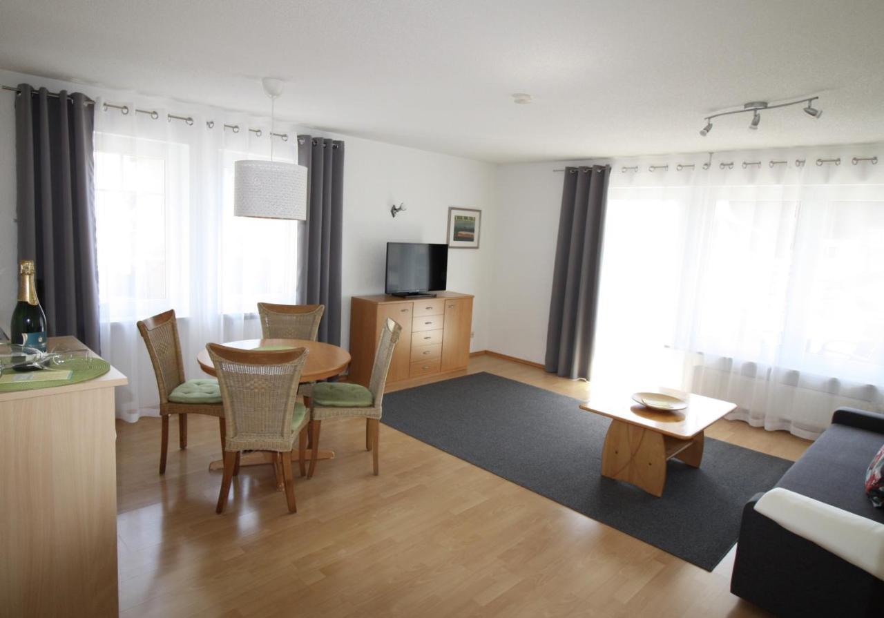Gaestehaus Maeder Am Hafen Uhldingen-Muehlhofen Room photo
