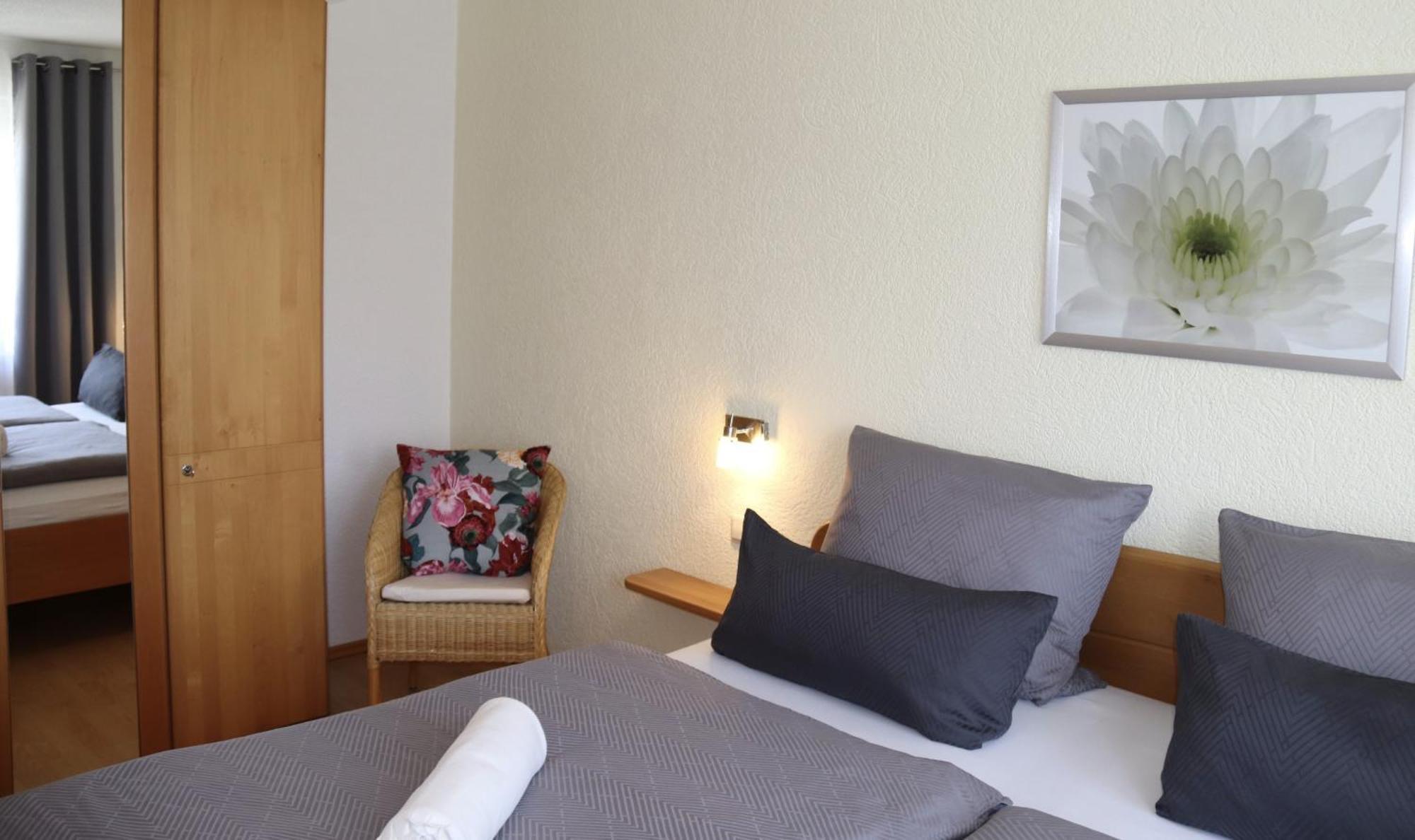 Gaestehaus Maeder Am Hafen Uhldingen-Muehlhofen Room photo