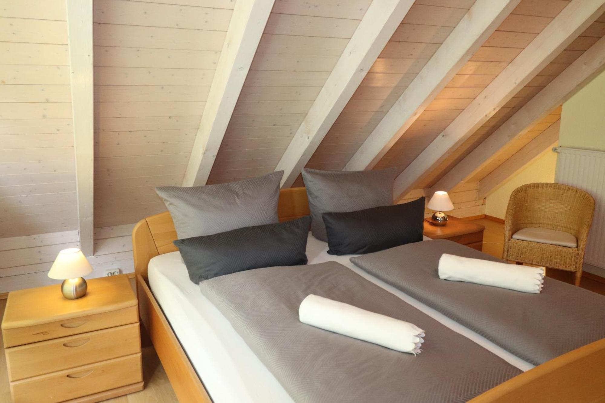 Gaestehaus Maeder Am Hafen Uhldingen-Muehlhofen Room photo