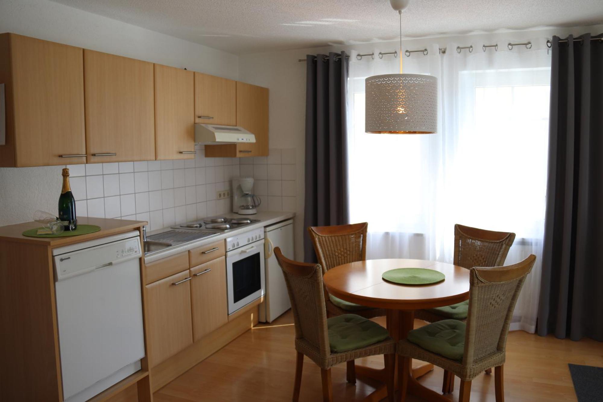Gaestehaus Maeder Am Hafen Uhldingen-Muehlhofen Room photo